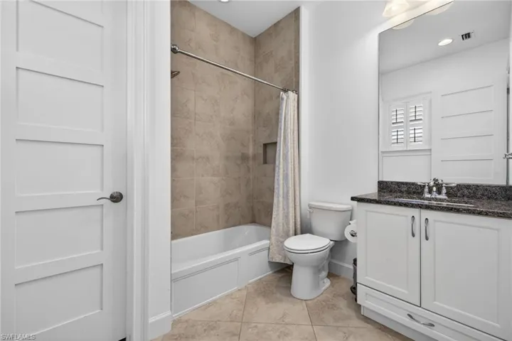 5054 Andros Dr, Naples, Florida 34113