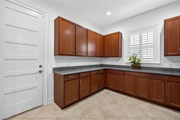 5054 Andros Dr, Naples, Florida 34113