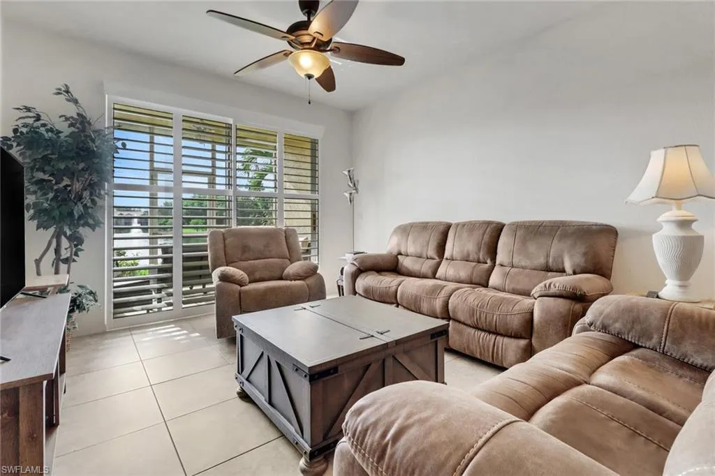 20230 Estero Gardens CIR, Estero, FL 33928,225054300