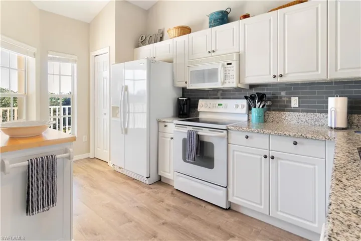 9175 Celeste Dr # 406, Naples Fl 34113