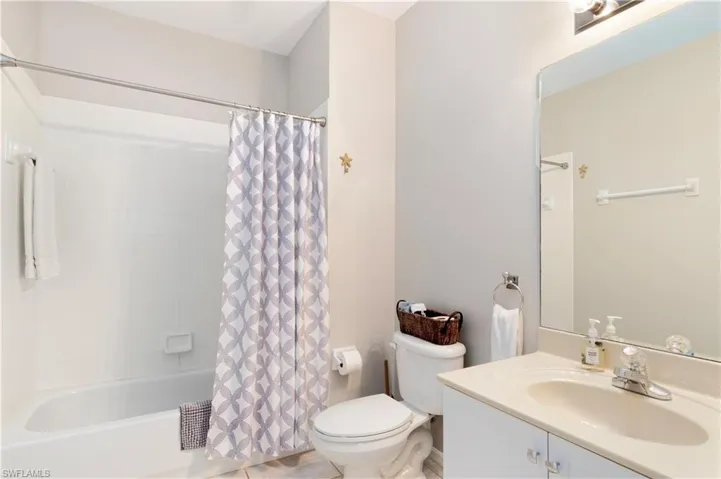 9175 Celeste Dr # 406, Naples Fl 34113