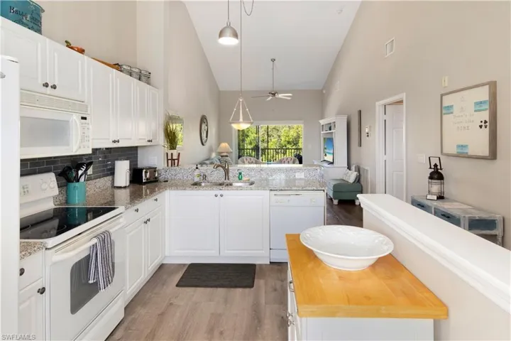 9175 Celeste Dr # 406, Naples Fl 34113
