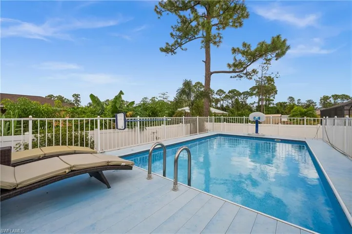 1019  Alaska  AVE, Lehigh Acres, FL 33971