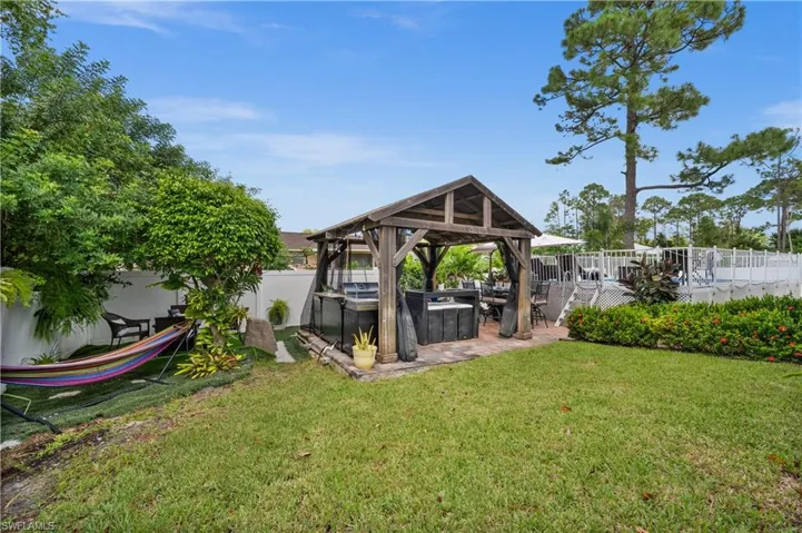 1019  Alaska  AVE, Lehigh Acres, FL 33971