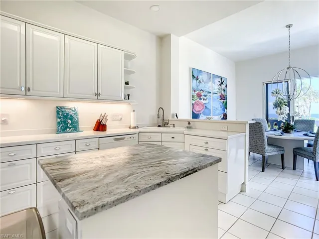 21 Casa Mar Ln 21, Naples, Florida 34103