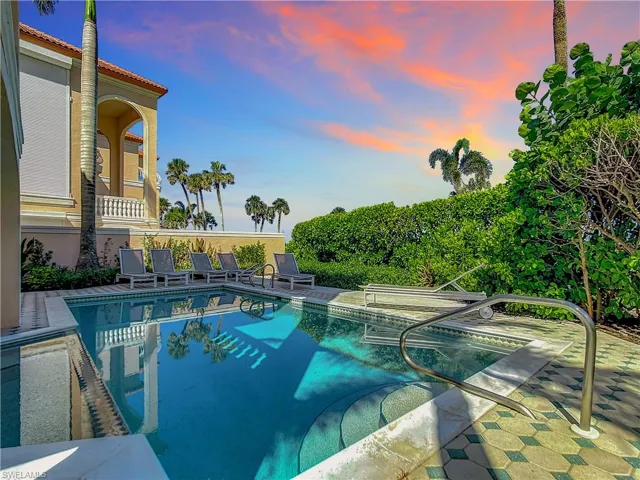 21 Casa Mar Ln 21, Naples, Florida 34103