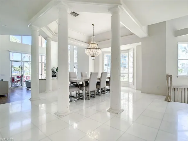 21 Casa Mar Ln 21, Naples, Florida 34103