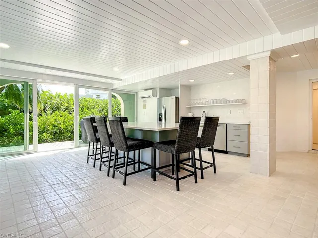 21 Casa Mar Ln 21, Naples, Florida 34103