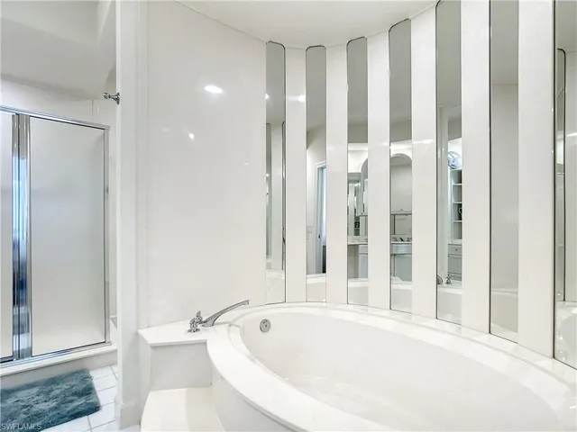 21 Casa Mar Ln 21, Naples, Florida 34103