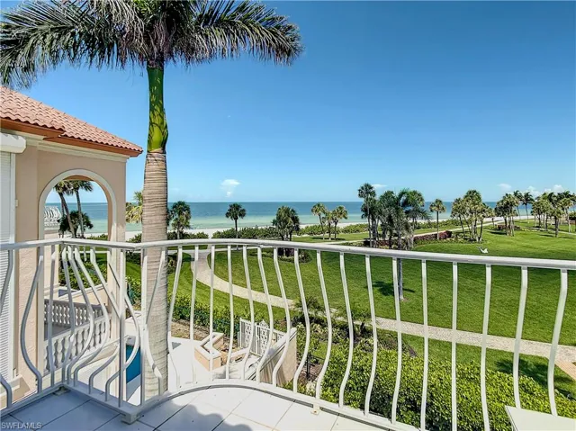 21 Casa Mar Ln 21, Naples, Florida 34103