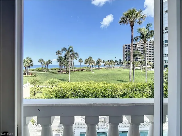 21 Casa Mar Ln 21, Naples, Florida 34103