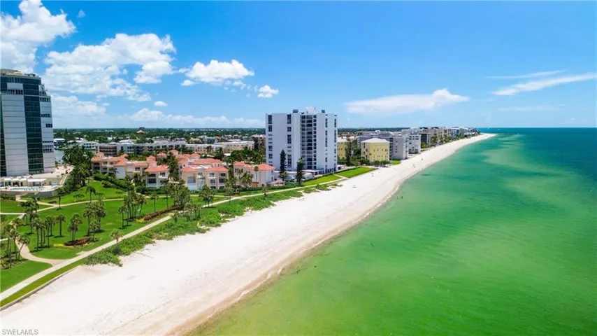 21 Casa Mar Ln 21, Naples, Florida 34103