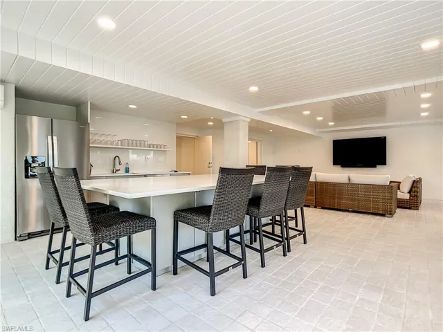 21 Casa Mar Ln 21, Naples, Florida 34103