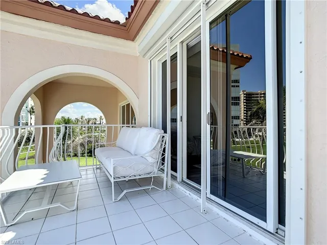 21 Casa Mar Ln 21, Naples, Florida 34103