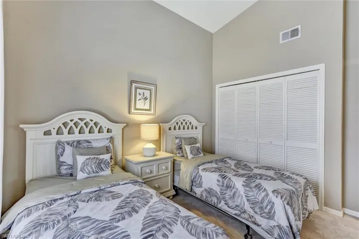 453 Countryside Dr, Naples, Florida 34104