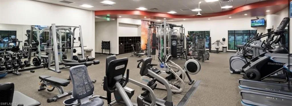 453 Countryside Dr, Naples, Florida 34104
