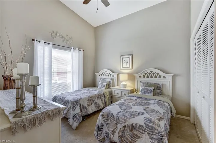 453 Countryside Dr, Naples, Florida 34104