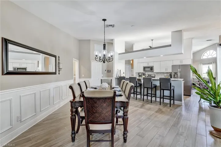 453 Countryside Dr, Naples, Florida 34104