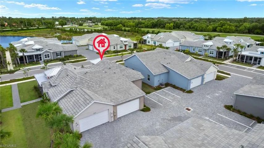 Birds eye view of property