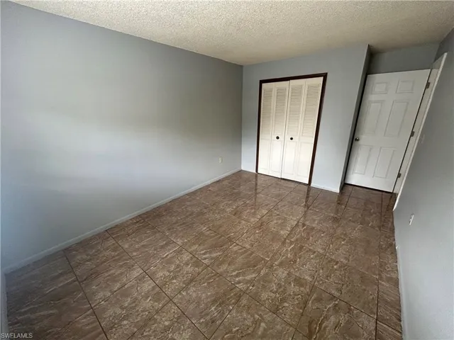 3704 Broadway 101, Fort Myers, Florida 33901