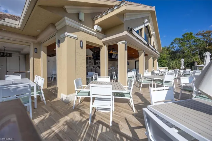 3760 Sawgrass Way 3514, Naples, Florida 34112