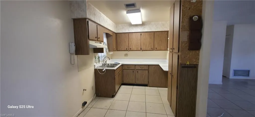 357 Westpark Rd, Lehigh Acres, Florida 33936