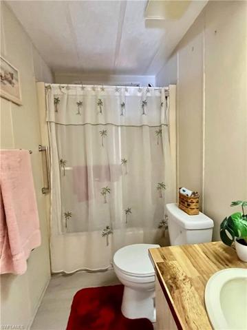 5321  Forest Park  DR, North Fort Myers, FL 33917