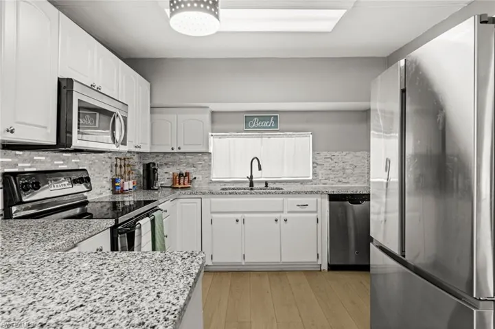 12071 Palm Dr, Fort Myers, Florida 33908