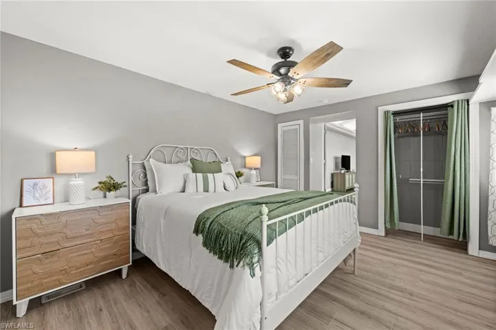12071 Palm Dr, Fort Myers, Florida 33908
