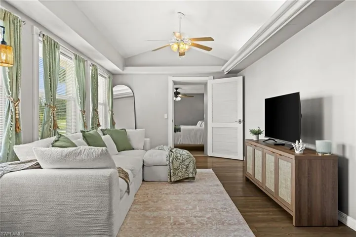 12071 Palm Dr, Fort Myers, Florida 33908