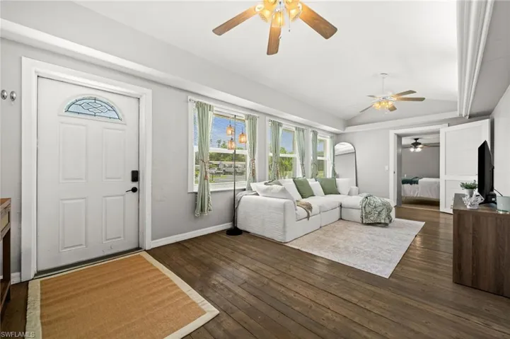 12071 Palm Dr, Fort Myers, Florida 33908