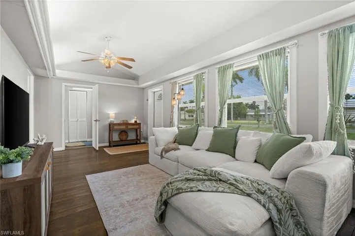 12071 Palm Dr, Fort Myers, Florida 33908