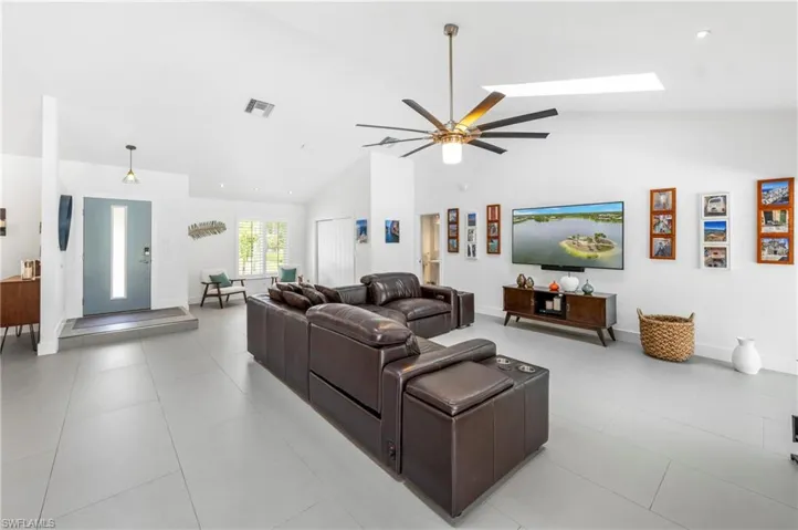 3631 1st Ave Nw, Naples, Florida 34120