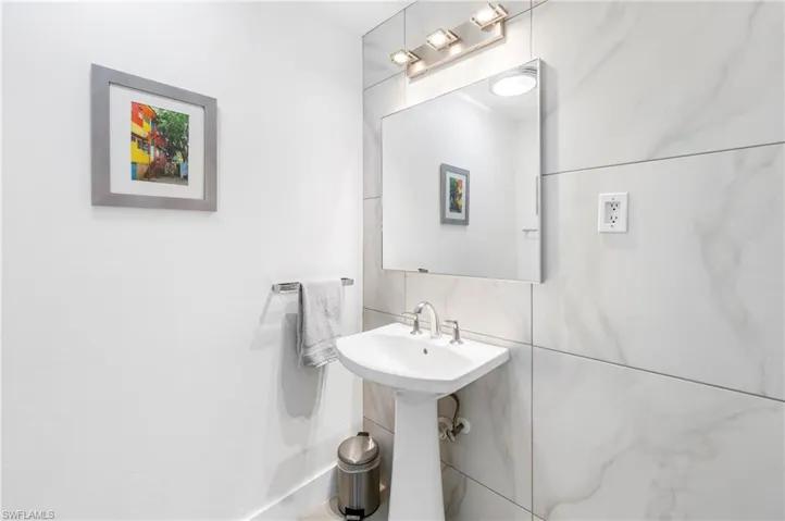 3631 1st Ave Nw, Naples, Florida 34120