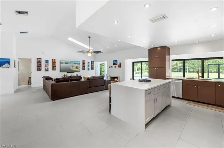 3631 1st Ave Nw, Naples, Florida 34120