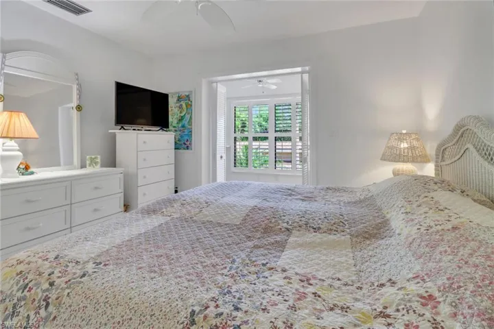 316  Foxtail  CT, Naples, FL 34104