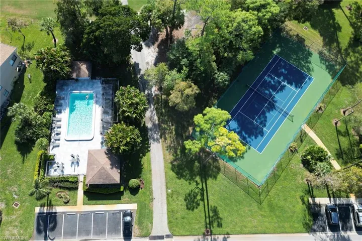 316  Foxtail  CT, Naples, FL 34104