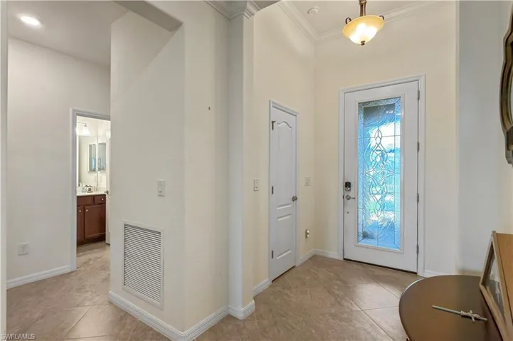 14107 Vindel Cir, Fort Myers, Florida 33905