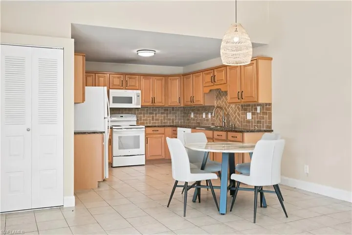 5638 Foxlake Dr, North Fort Myers, Florida 33917