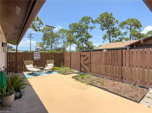 5638 Foxlake Dr, North Fort Myers, Florida 33917