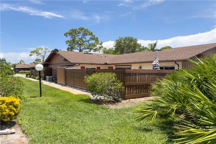5638 Foxlake Dr, North Fort Myers, Florida 33917