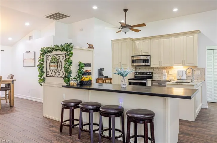 12596 Shannondale Dr, Fort Myers, Florida 33913