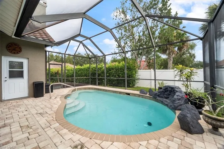 12596 Shannondale Dr, Fort Myers, Florida 33913