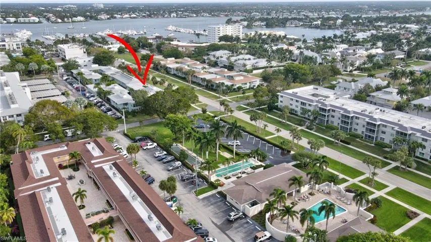 Another aerial view of the proximity to the  City Dock & bay at Crayton Cove