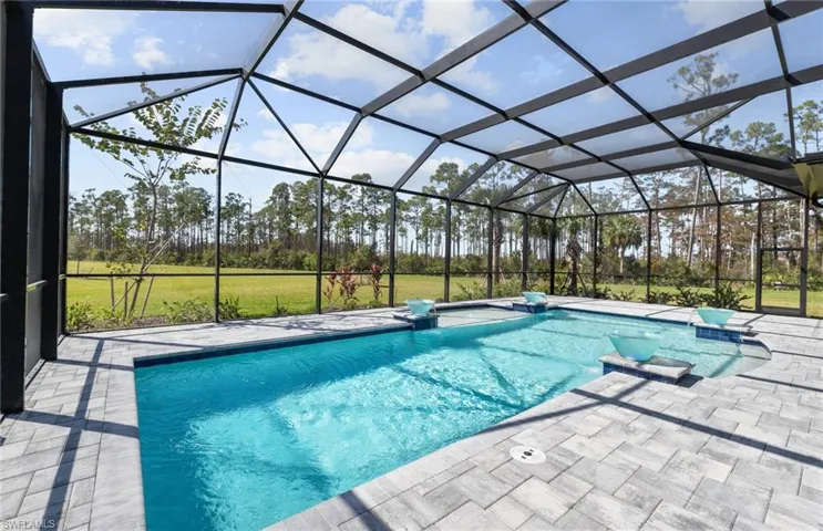 Custom pool