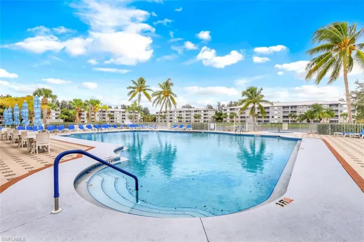 Resort-style Pool
