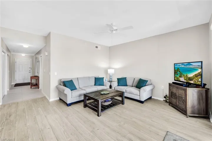 Liging Room