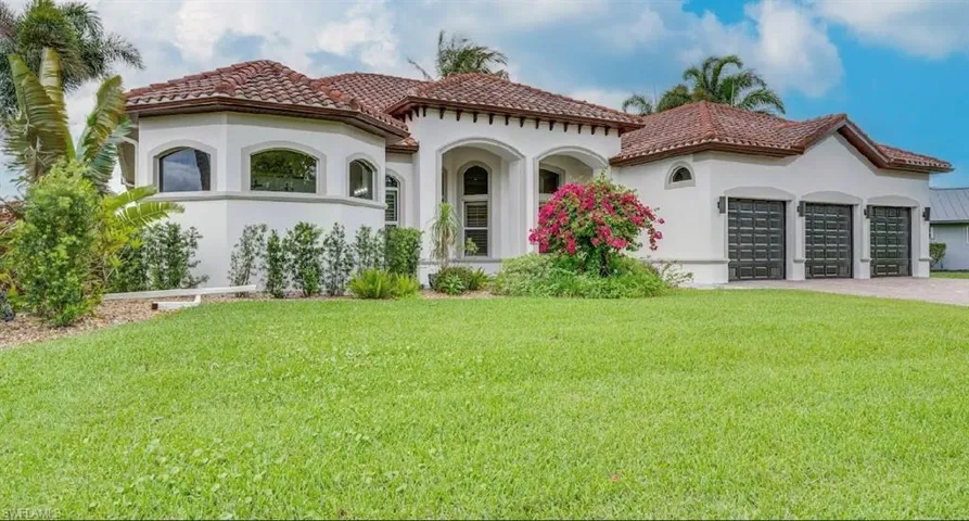 11970 Royal Tee Cir S, Cape Coral, Florida 33991
