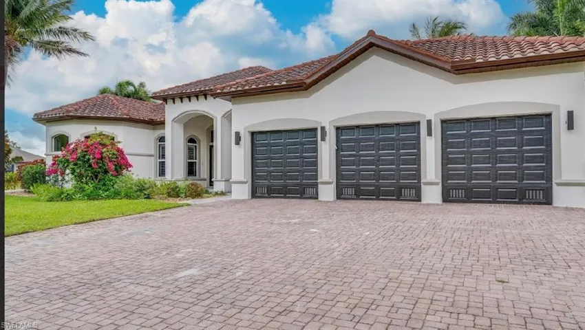 11970 Royal Tee Cir S, Cape Coral, Florida 33991