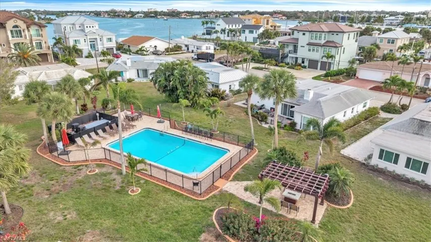 904  Inlet  CIR, Venice, FL 34285